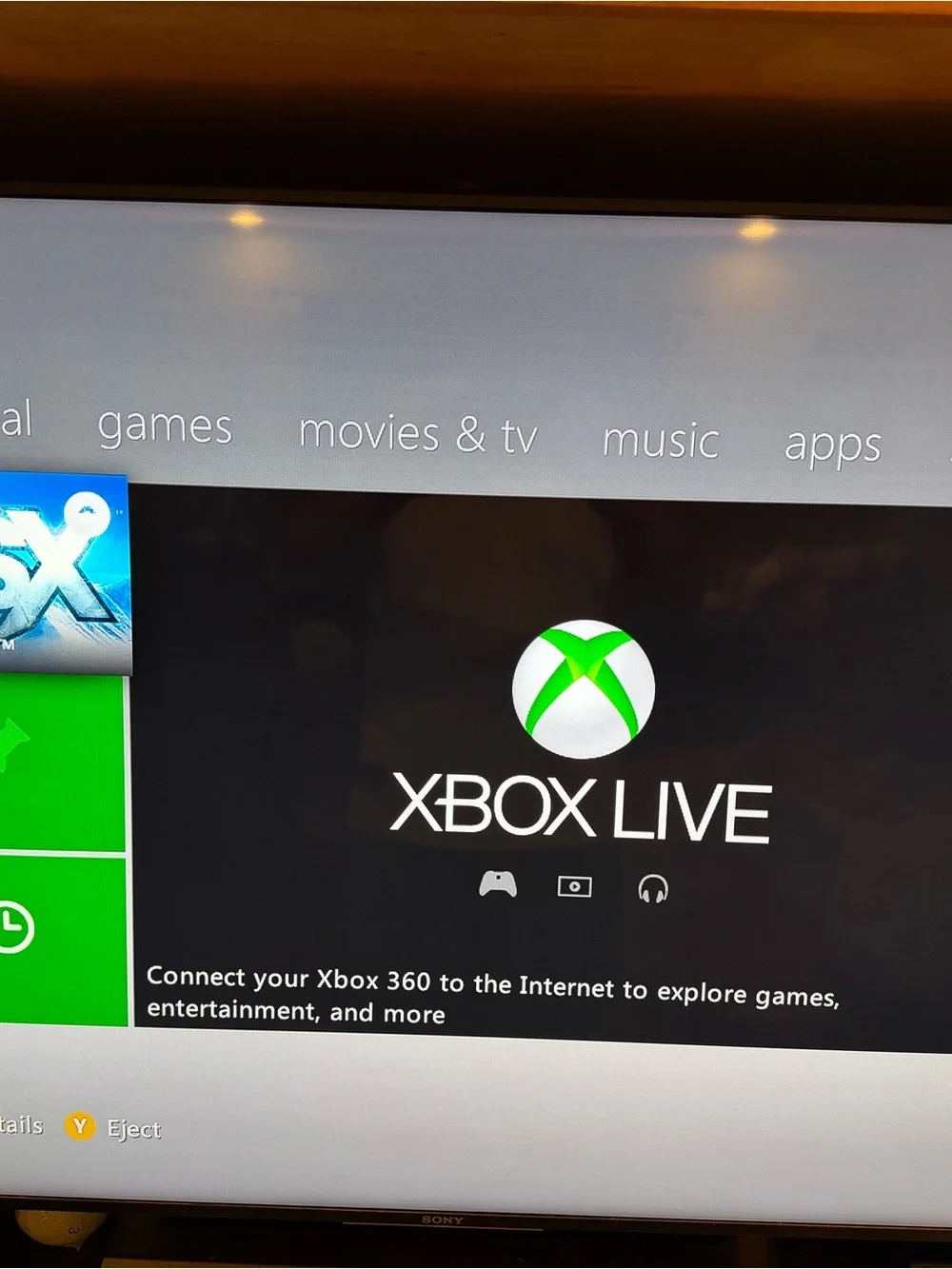 Microsoft Xbox 360 Console without wiring